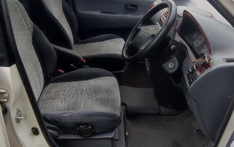 Toyota Ipsum II, 1998 год, 700 000 рублей, 11 фотография