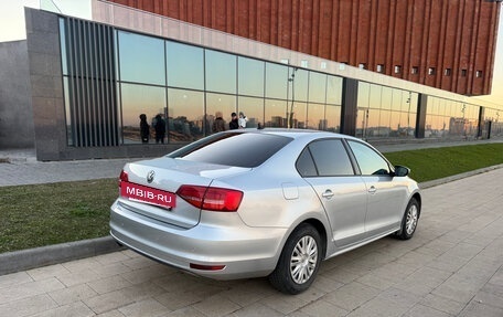 Volkswagen Jetta VI, 2015 год, 910 000 рублей, 5 фотография