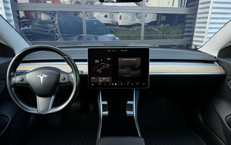 Tesla Model 3 I, 2018 год, 2 990 000 рублей, 12 фотография