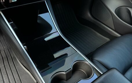 Tesla Model 3 I, 2018 год, 2 990 000 рублей, 19 фотография