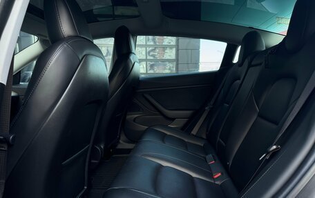 Tesla Model 3 I, 2018 год, 2 990 000 рублей, 23 фотография