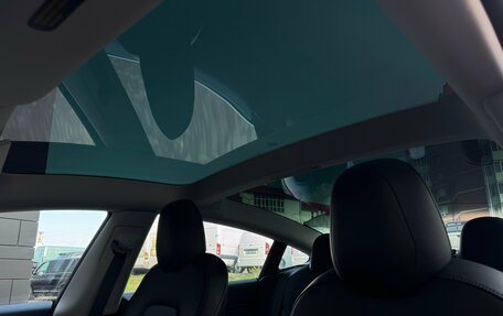 Tesla Model 3 I, 2018 год, 2 990 000 рублей, 24 фотография