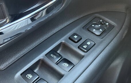 Mitsubishi Outlander III рестайлинг 3, 2017 год, 1 697 000 рублей, 19 фотография
