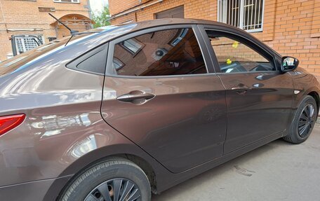 Hyundai Solaris II рестайлинг, 2015 год, 1 200 000 рублей, 6 фотография