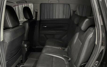 Mitsubishi Outlander III рестайлинг 3, 2012 год, 1 279 000 рублей, 12 фотография