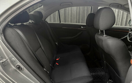 Toyota Avensis III рестайлинг, 2006 год, 839 000 рублей, 11 фотография