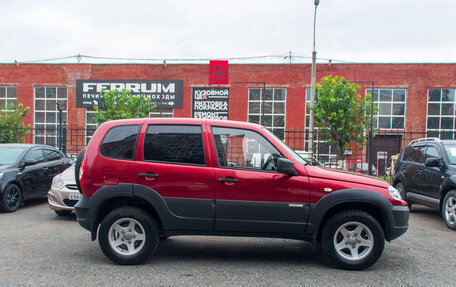 Chevrolet Niva I рестайлинг, 2015 год, 586 000 рублей, 7 фотография