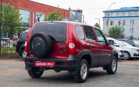 Chevrolet Niva I рестайлинг, 2015 год, 586 000 рублей, 6 фотография