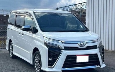 Toyota Voxy III, 2021 год, 1 799 000 рублей, 1 фотография