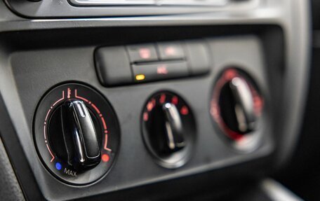 Volkswagen Jetta VI, 2015 год, 898 000 рублей, 26 фотография