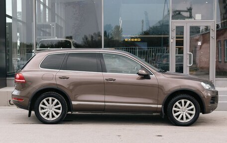 Volkswagen Touareg III, 2012 год, 1 700 000 рублей, 4 фотография