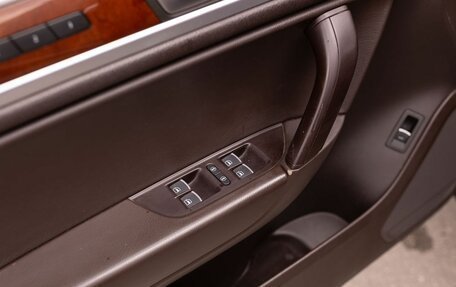Volkswagen Touareg III, 2012 год, 1 700 000 рублей, 16 фотография