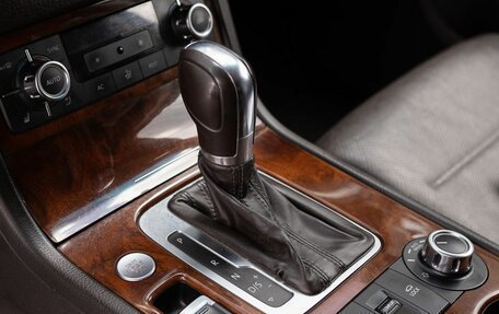 Volkswagen Touareg III, 2012 год, 1 700 000 рублей, 14 фотография