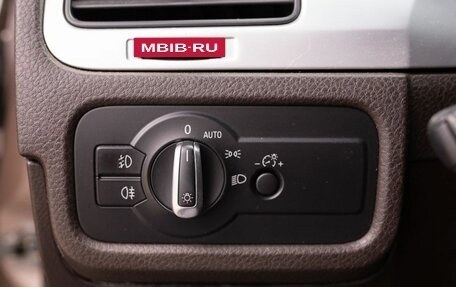 Volkswagen Touareg III, 2012 год, 1 700 000 рублей, 18 фотография
