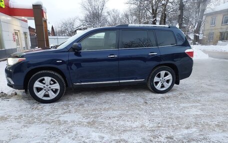 Toyota Highlander III, 2013 год, 1 800 000 рублей, 5 фотография