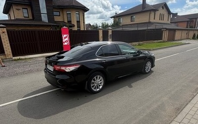 Toyota Camry, 2021 год, 3 000 000 рублей, 1 фотография