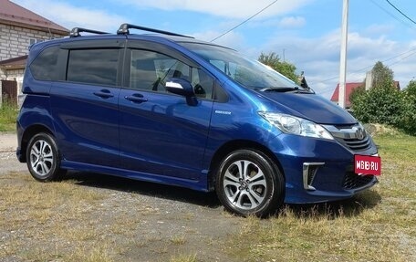 Honda Freed I, 2015 год, 1 300 000 рублей, 1 фотография