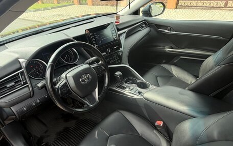 Toyota Camry, 2021 год, 3 000 000 рублей, 5 фотография
