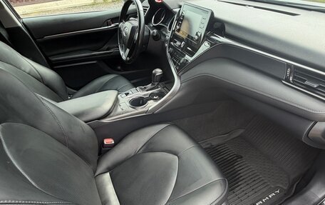 Toyota Camry, 2021 год, 3 000 000 рублей, 7 фотография