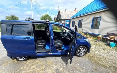 Honda Freed I, 2015 год, 1 300 000 рублей, 7 фотография