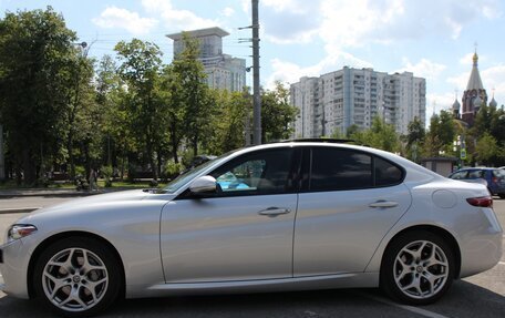 Alfa Romeo Giulia II, 2019 год, 3 100 000 рублей, 11 фотография