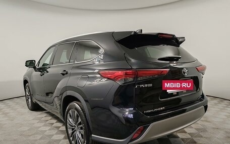 Toyota Highlander, 2026 год, 5 790 000 рублей, 6 фотография