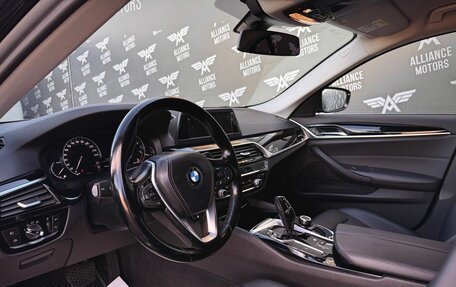 BMW 5 серия, 2019 год, 3 290 000 рублей, 10 фотография