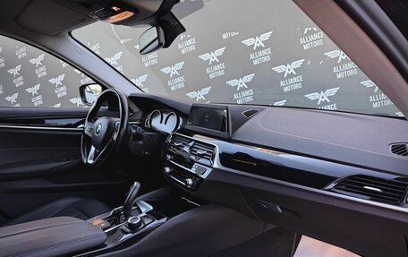BMW 5 серия, 2019 год, 3 290 000 рублей, 25 фотография