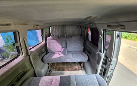 Mazda Bongo Friendee i рестайлинг, 2001 год, 370 000 рублей, 9 фотография