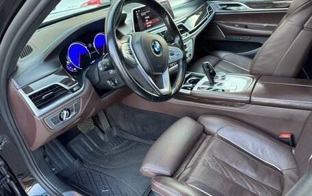 BMW 7 серия, 2018 год, 3 500 000 рублей, 9 фотография