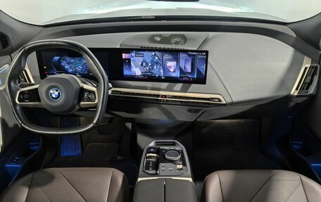 BMW iX, 2021 год, 6 900 000 рублей, 10 фотография