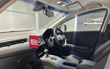 Honda Vezel, 2018 год, 1 670 000 рублей, 14 фотография