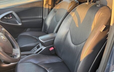 Toyota RAV4, 2011 год, 1 400 000 рублей, 16 фотография