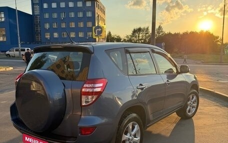 Toyota RAV4, 2011 год, 1 400 000 рублей, 10 фотография