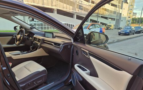 Lexus RX IV рестайлинг, 2016 год, 3 700 000 рублей, 11 фотография