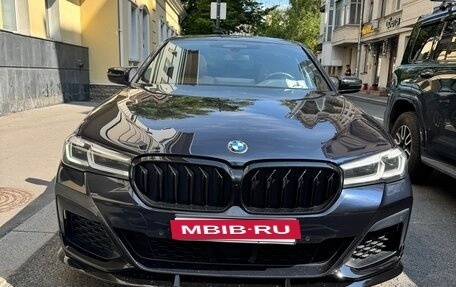 BMW 5 серия, 2020 год, 4 300 000 рублей, 2 фотография