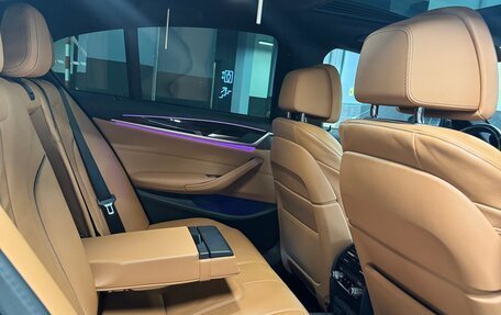 BMW 5 серия, 2020 год, 4 300 000 рублей, 31 фотография