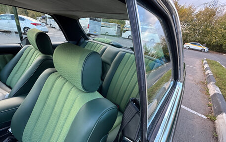 Mercedes-Benz W123, 1983 год, 1 850 000 рублей, 4 фотография