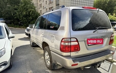 Toyota Land Cruiser 100 рестайлинг 2, 2004 год, 1 990 000 рублей, 4 фотография