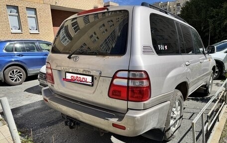 Toyota Land Cruiser 100 рестайлинг 2, 2004 год, 1 990 000 рублей, 3 фотография