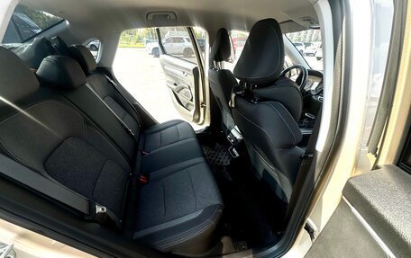 Geely Emgrand, 2023 год, 1 690 000 рублей, 23 фотография