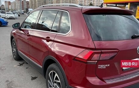 Volkswagen Tiguan II, 2018 год, 1 950 000 рублей, 5 фотография