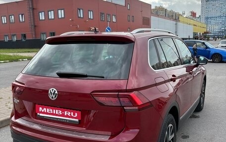 Volkswagen Tiguan II, 2018 год, 1 950 000 рублей, 4 фотография