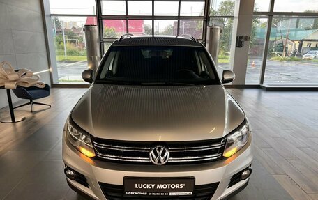Volkswagen Tiguan I, 2012 год, 995 000 рублей, 2 фотография