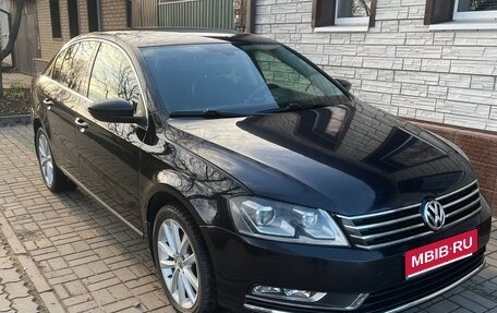 Volkswagen Passat B7, 2011 год, 1 050 000 рублей, 1 фотография