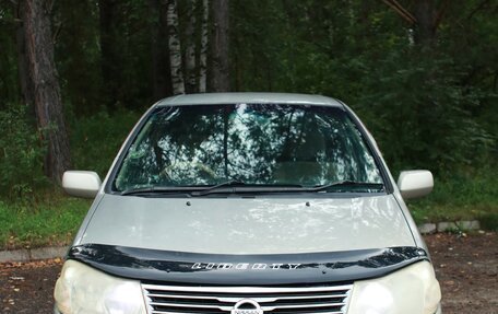 Nissan Liberty, 2002 год, 390 000 рублей, 1 фотография