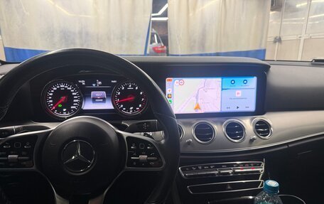 Mercedes-Benz E-Класс, 2019 год, 2 599 999 рублей, 10 фотография
