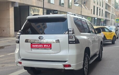 Toyota Land Cruiser Prado 150 рестайлинг 2, 2019 год, 4 150 000 рублей, 5 фотография