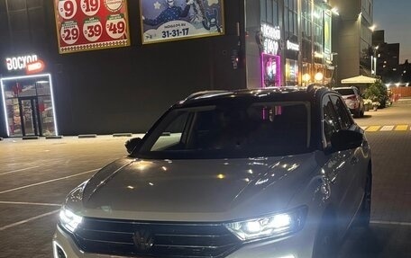 Volkswagen T-Roc I, 2020 год, 2 495 000 рублей, 11 фотография