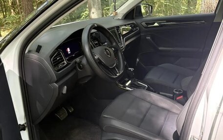 Volkswagen T-Roc I, 2020 год, 2 495 000 рублей, 19 фотография
